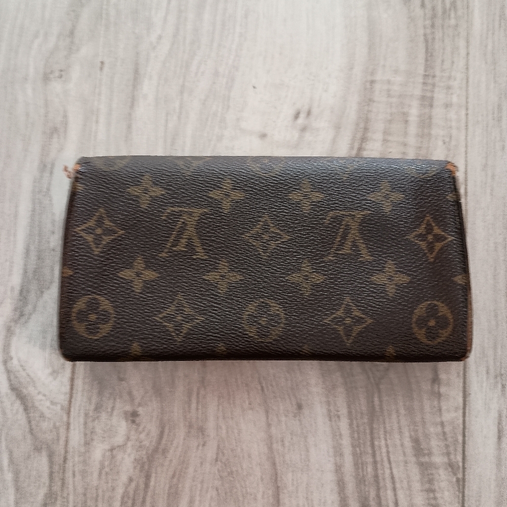 Louis Vuitton Monogram Sarah Long Wallet - Picture 2 of 14